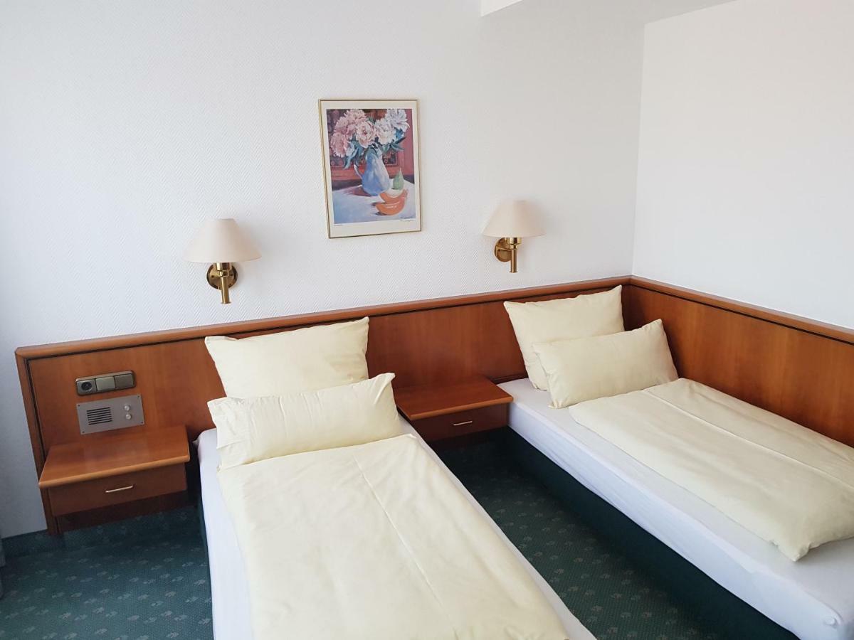 Hotel Gallmersgarten Extérieur photo